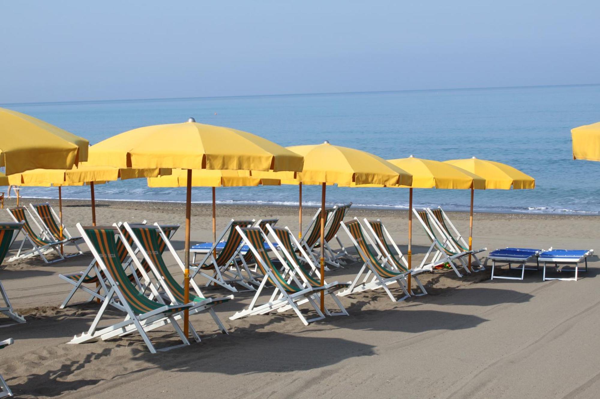 Camping Casa Di Caccia Marina Di Bibbona Exteriér fotografie