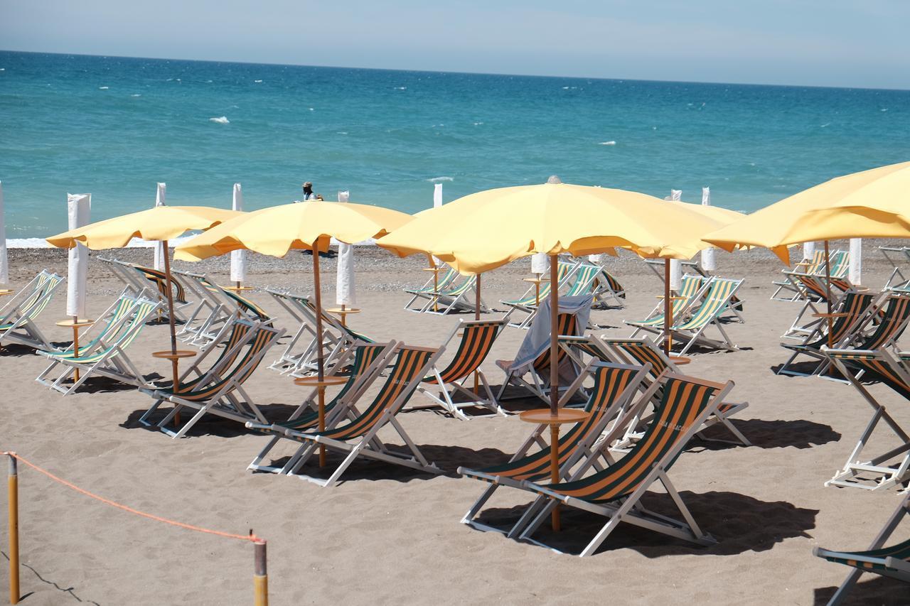 Camping Casa Di Caccia Marina Di Bibbona Exteriér fotografie